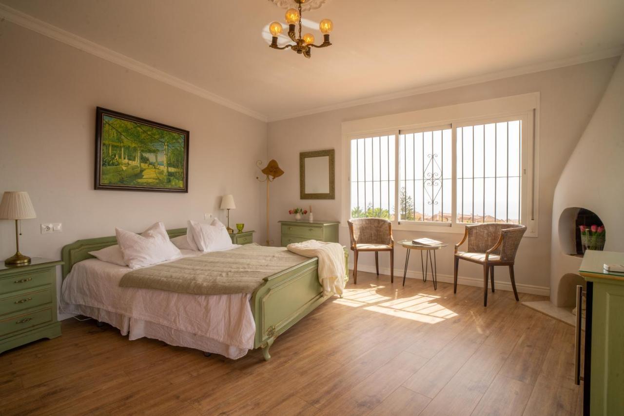 Casa Ancladero Room W Big Balcony And Lovely View Fuengirola Exteriör bild